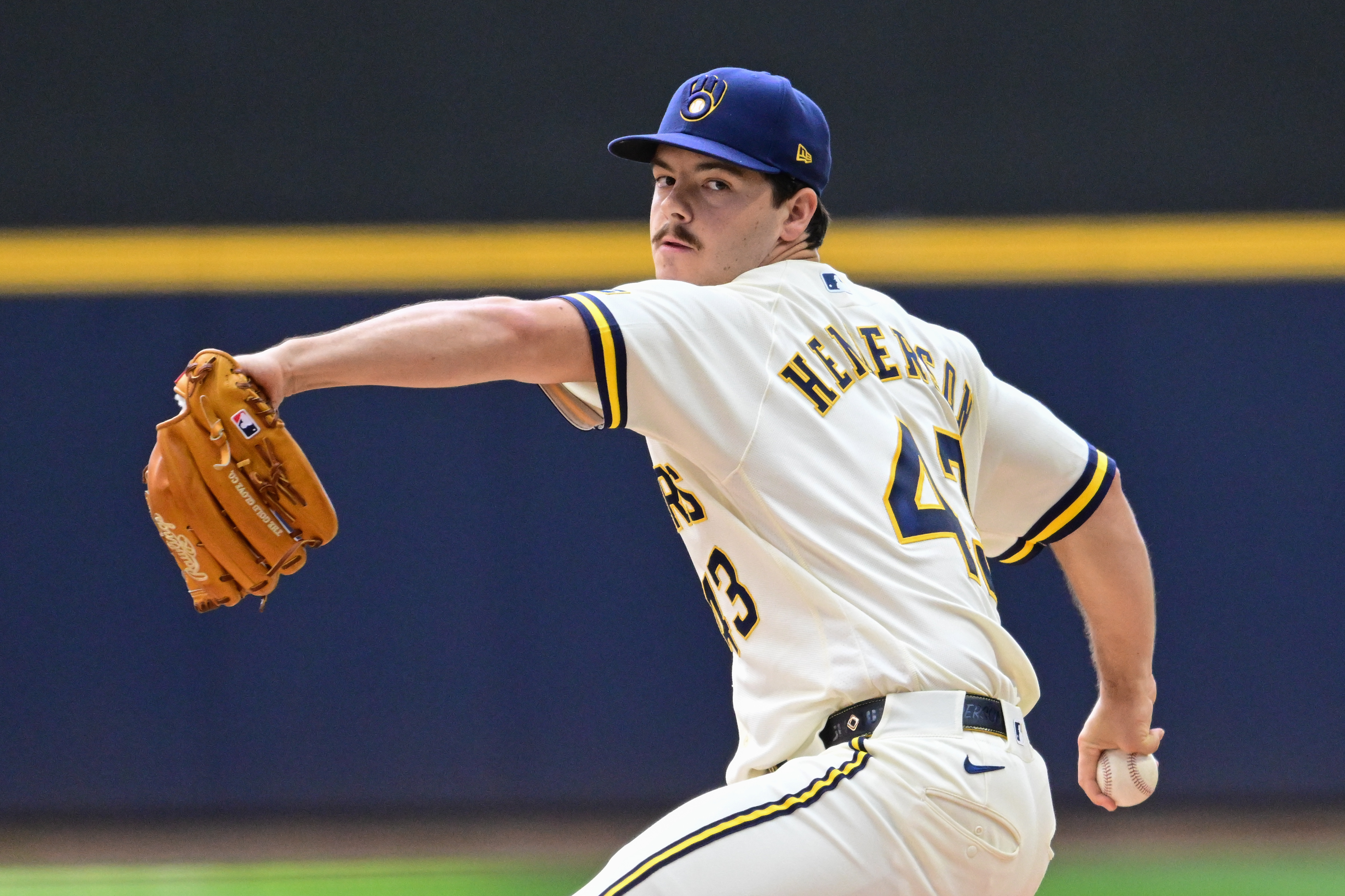 Henderson set for rematch vs Dodgers