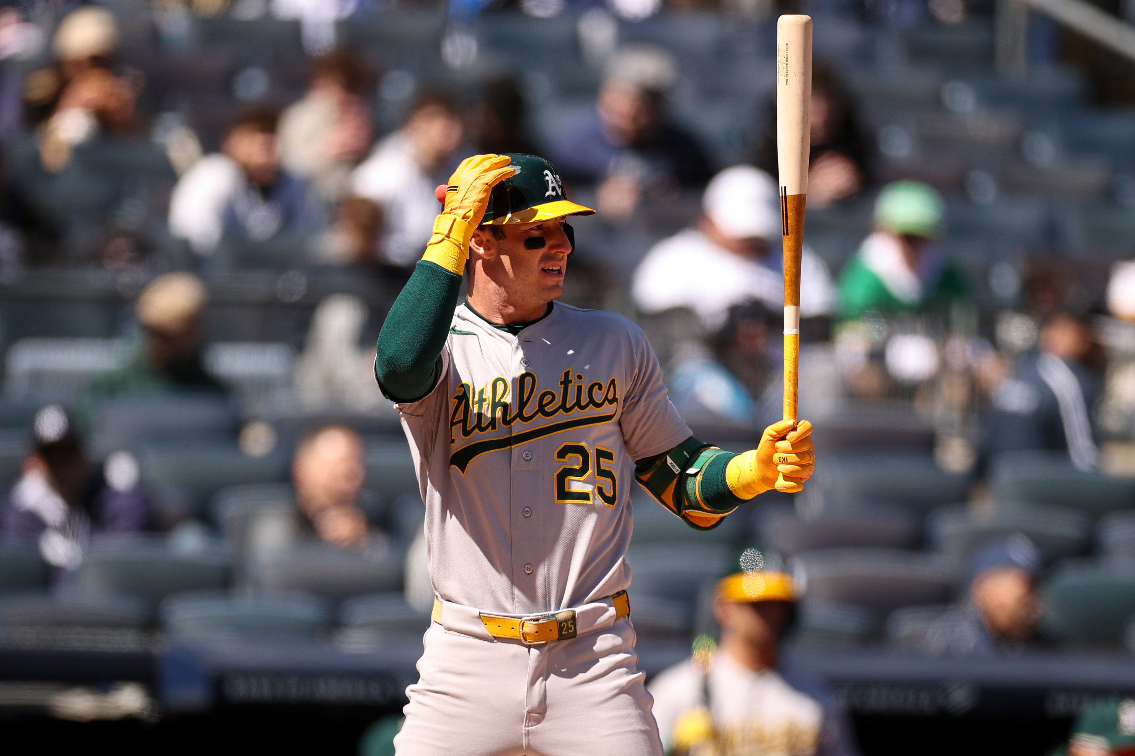 Rooker reclaims DH role for Athletics