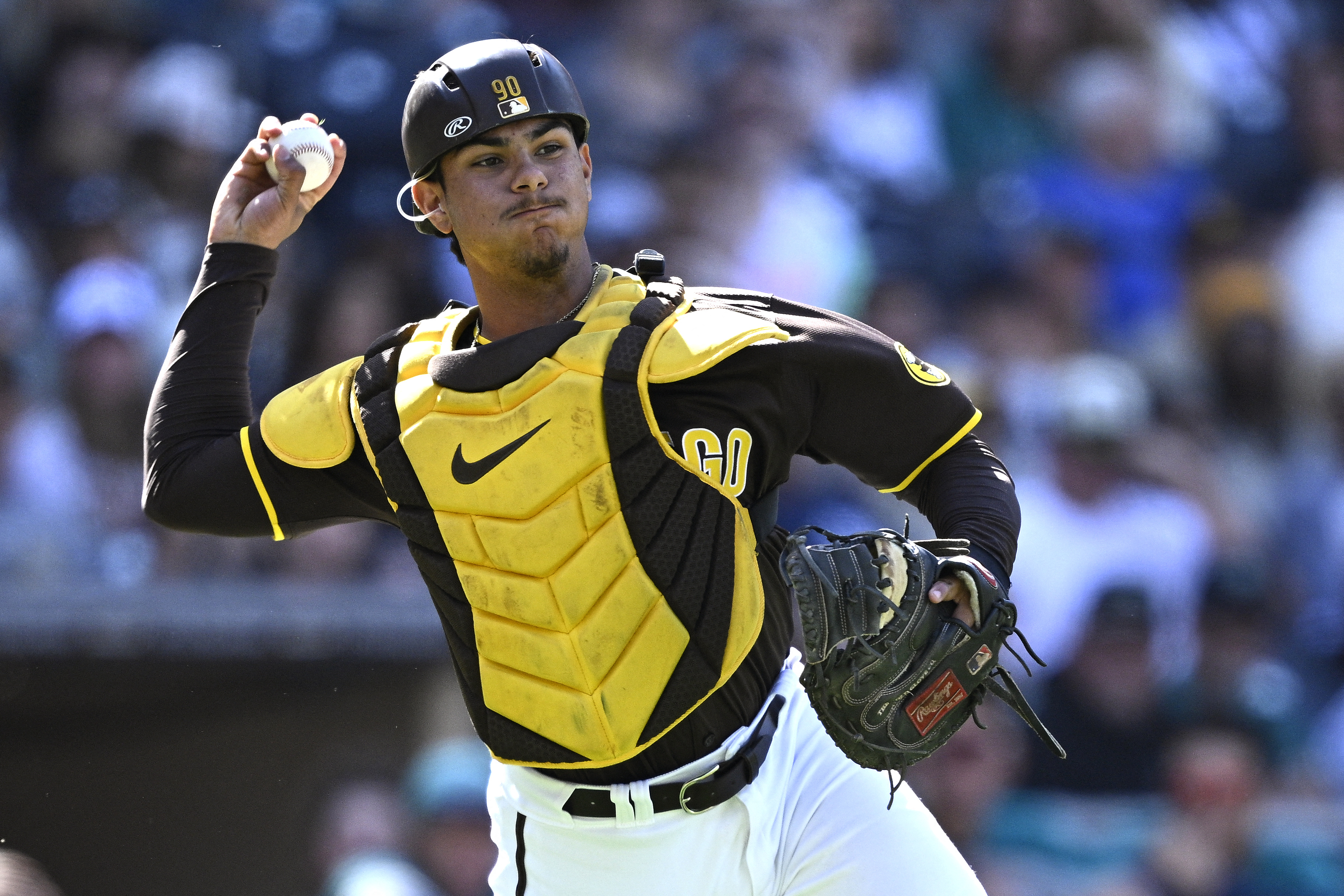 NL West: Can Salas help stop the Padres’ slide?