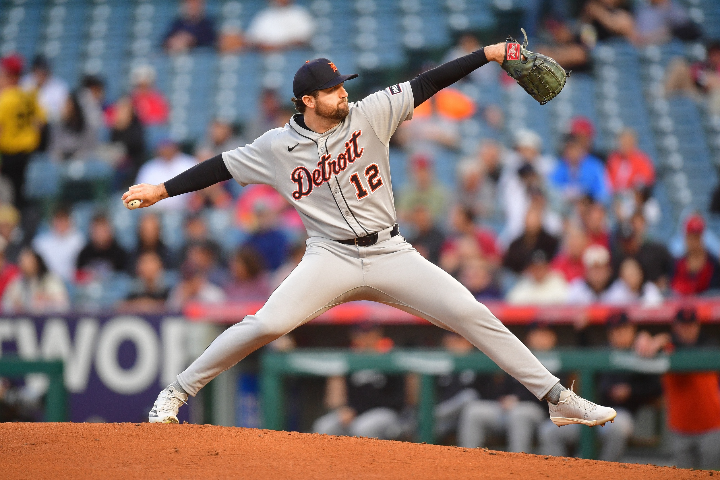 Early-season pitch mix changers